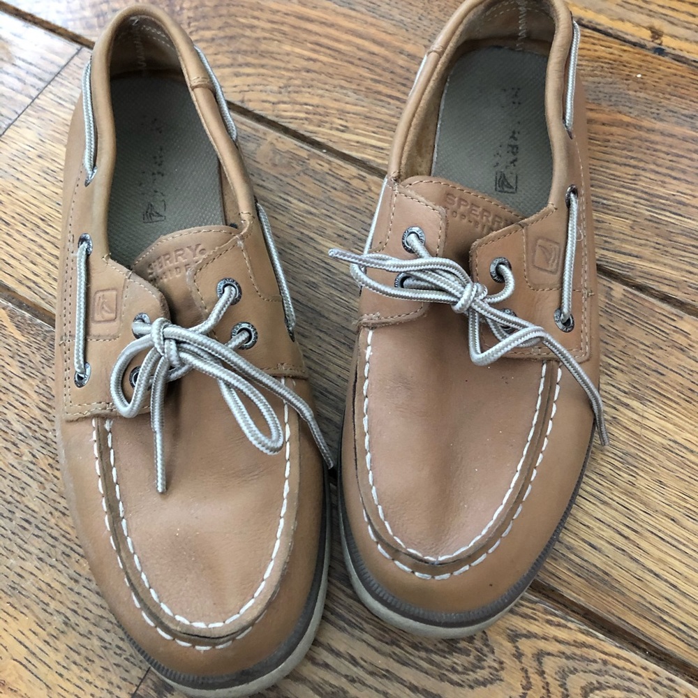 Sperry’s brown